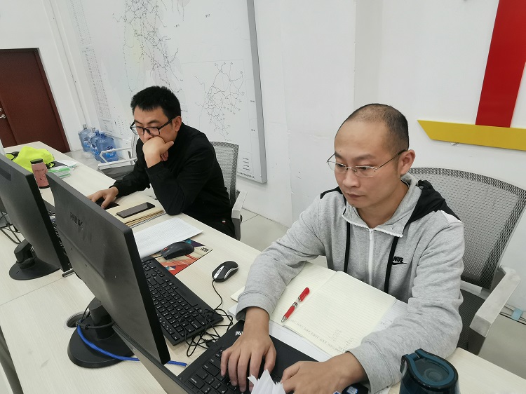 10.8+收费管理部+公司加强国庆节期间机电工作.jpg