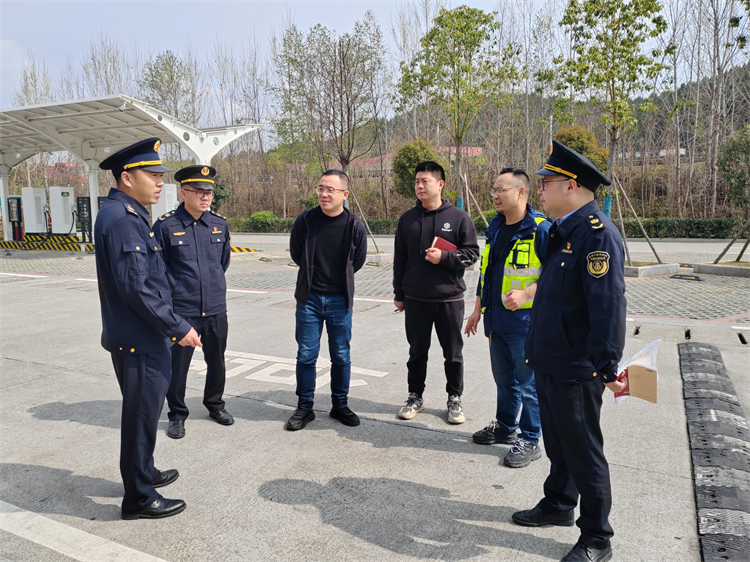 3.21+绵阳管理处+绵阳管理处迎接服务区星级评定摸底检查.jpg