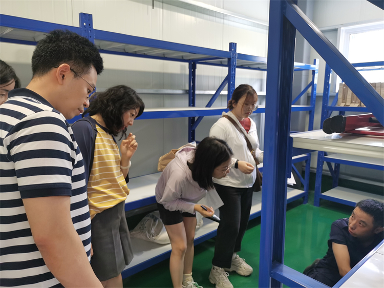 7.6+绵阳管理处+川高公司审计部到绵阳管理处开展应急物资审计工作1.jpg