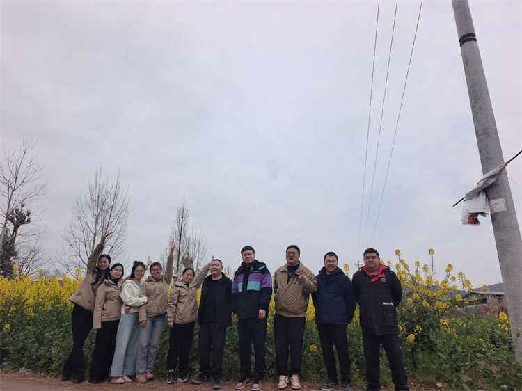 3.18+三台收费站+三台收费站组织开展“踏青寻春色 心随绿意动”主题活动.jpg