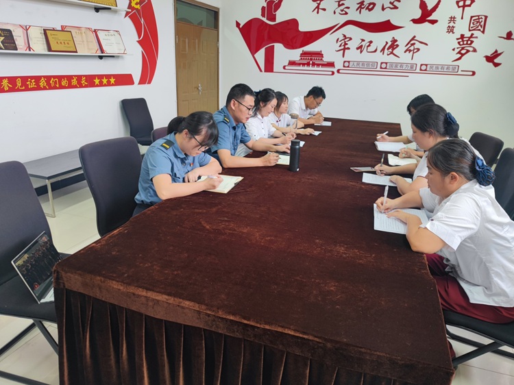 9.4+槐树站+槐树收费站开展纪律作风整顿 聚力提升服务管理“双效能”（1）.jpg