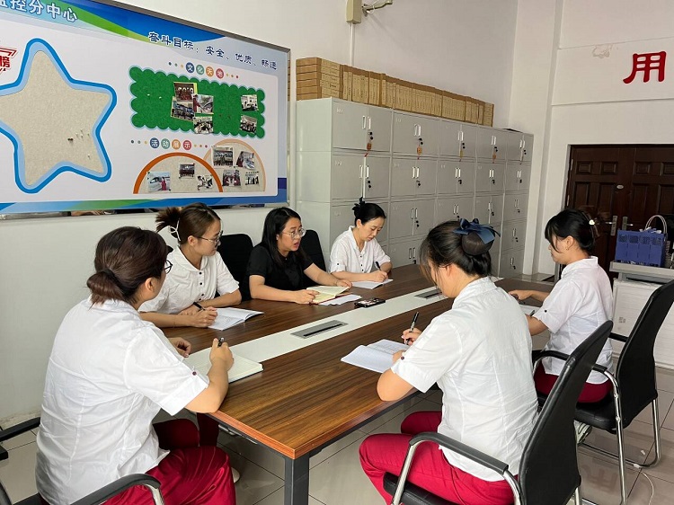 9.30+绵阳监控分中心+绵阳监控分中心开展节前《运营高速公路五岗合一联勤工作标准化指南》专题培训.jpg