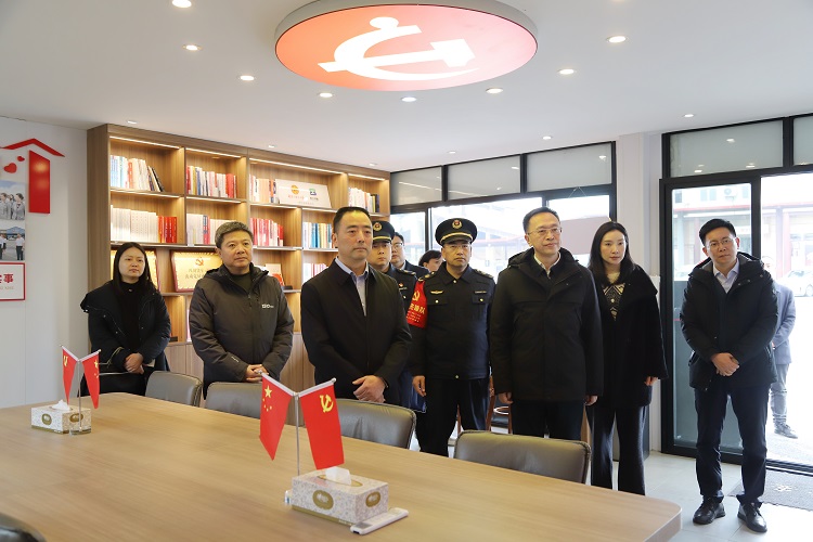 四川省文明办一行赴成德南公司金堂服务区“暖心之家”调研指导工作