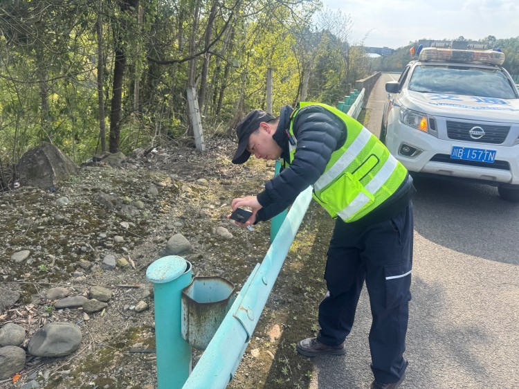 226+3.20+绵阳管理处+绵阳管理处开展全线道路设施显性隐患排查工作2.jpg