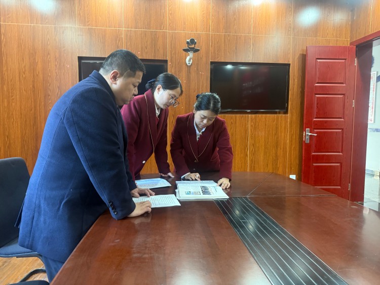 3.24+义兴站+义兴收费站开展业务培训 强化优服与业务双提升.jpg