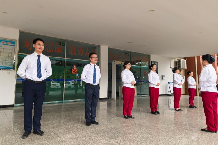 4.30+义兴站+义兴收费站开展优质文明服务礼仪培训_副本.jpg