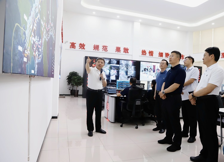 山西省交通系统一行来成德南公司调研智控平台及智慧隧道建设